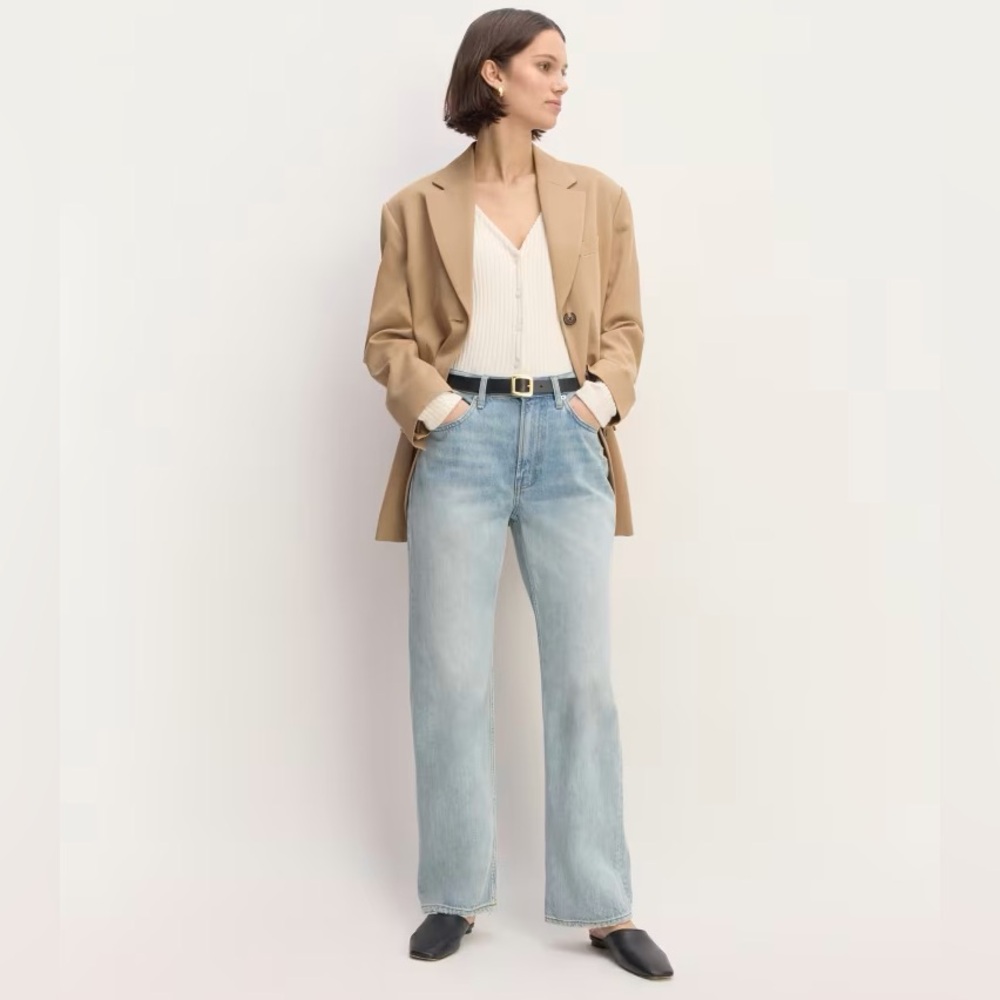 Everlane- The Cheeky Straight Jean